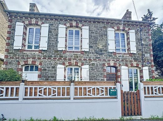 Casa di lusso a Dinard, Ille-et-Vilaine