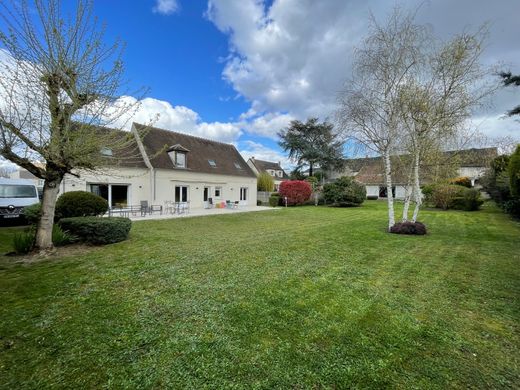 Элитный дом, Écouen, Val d'Oise