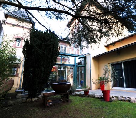 Luxury home in Lannemezan, Hautes-Pyrénées