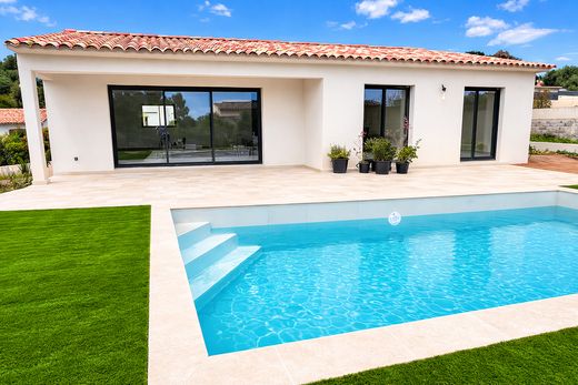 Villa a Lecci, Corsica del Sud