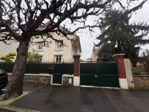 Luxury home in Joinville-le-Pont, Val-de-Marne