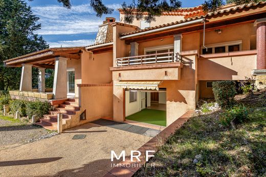 Элитный дом, Обань, Bouches-du-Rhône