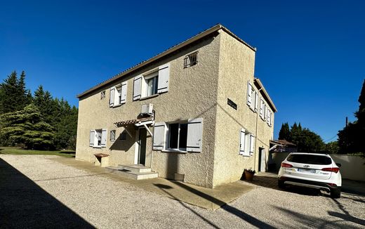 Casa di lusso a Orange, Vaucluse
