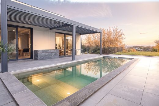 Villa in Thoiry, Ain