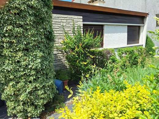 Casa di lusso a Antony, Hauts-de-Seine