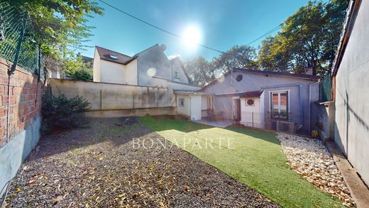 Luxury home in Bagnolet, Seine-Saint-Denis