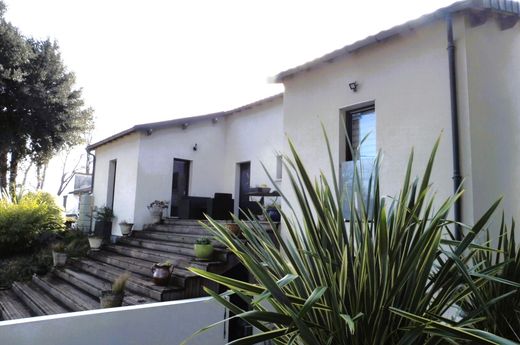 Meschers-sur-Gironde, Charente-Maritimeの高級住宅