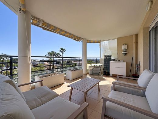 Apartment in Saint-Raphaël, Var