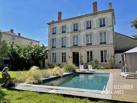 Casa di lusso a Marmande, Lot-et-Garonne