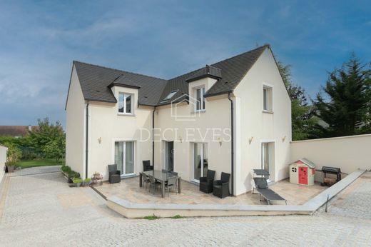 Luxe woning in Orgeval, Yvelines