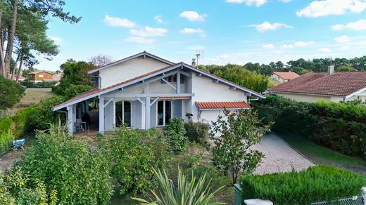 ‏בתי יוקרה ב  Lanton, Gironde