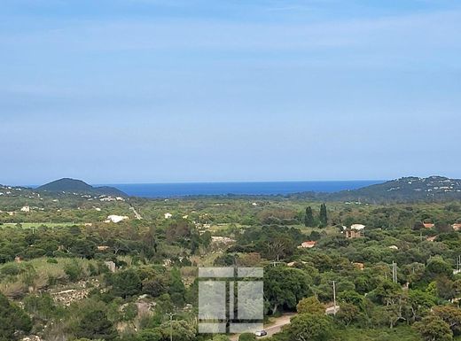 Villa in Sainte-Lucie de Porto-Vecchio, South Corsica