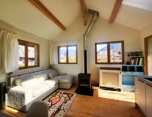 Maison de luxe à Saint-Jorioz, Haute-Savoie