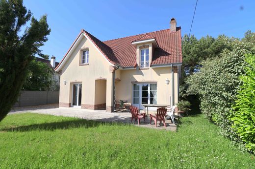 Maison de luxe à Cucq, Pas-de-Calais