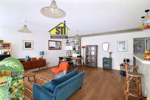 Apartment in Montparnasse, Alésia, Montsouris, Paris