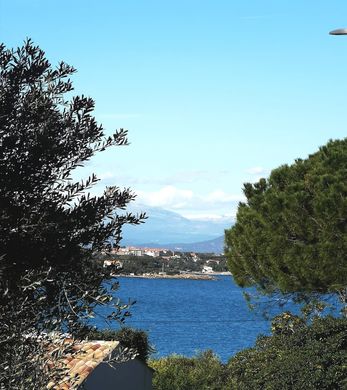 Villa in Roquebrune-sur-Argens, Var