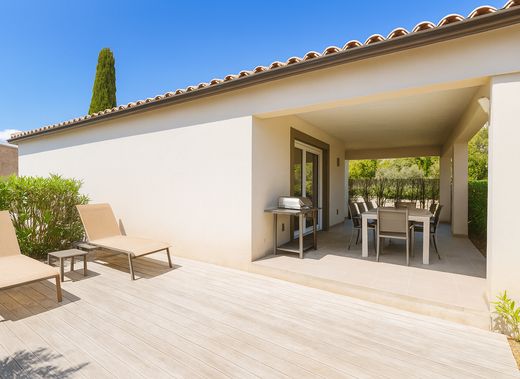 아파트 / Lecci, South Corsica