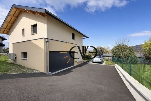 Luxury home in Saint-Cergues, Haute-Savoie