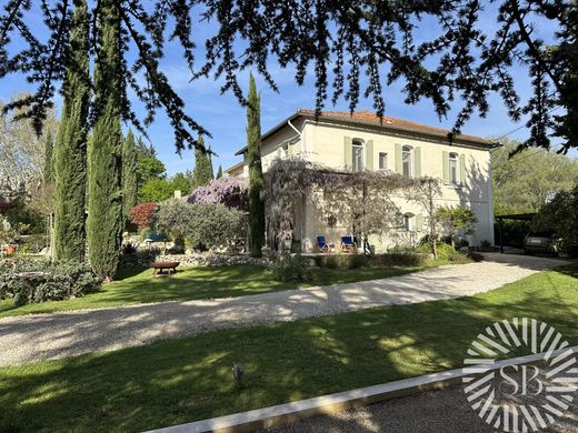 Villa Noves, Bouches-du-Rhône