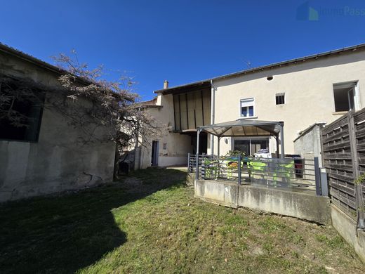 村舍/农舍  Feyzin, Rhône
