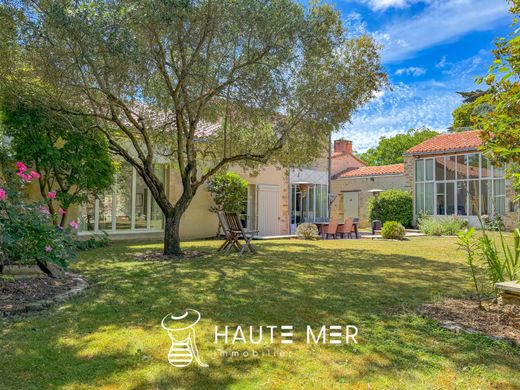 Luxury home in Talmont-Saint-Hilaire, Vendée