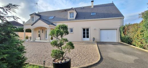 منزل ﻓﻲ Fontainebleau, Seine-et-Marne