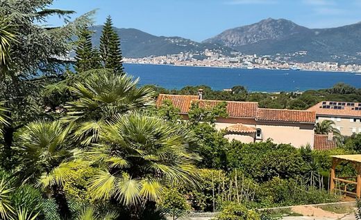 빌라 / Porticcio, South Corsica