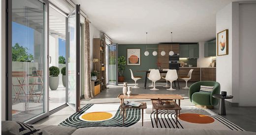 Apartment in Caluire-et-Cuire, Rhône