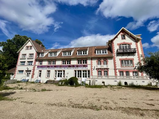 Luxury home in Thoiry, Yvelines