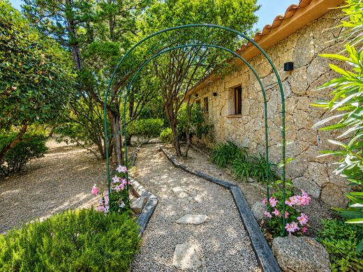 Maison de luxe à Lecci, Corse-du-Sud