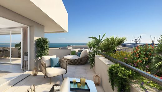 Apartment / Etagenwohnung in Sète, Hérault