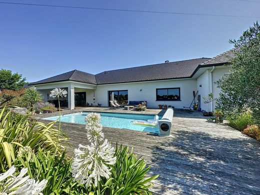 Πολυτελή κατοικία σε Pau, Pyrénées-Atlantiques