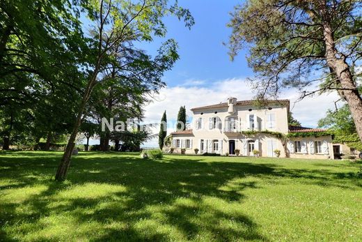 Casa di lusso a Saint-Paul-Cap-de-Joux, Tarn