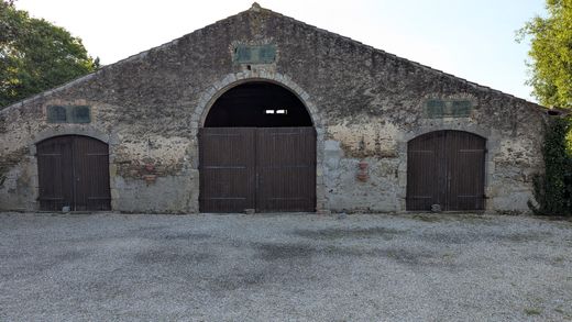 豪宅  Challans, Vendée