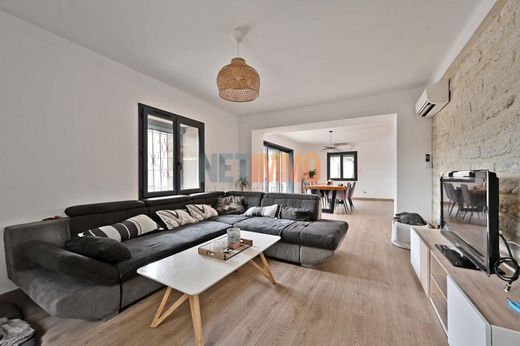 Luxe woning in Aimargues, Gard
