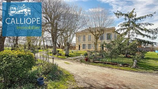 Luxe woning in Ludon-Médoc, Gironde