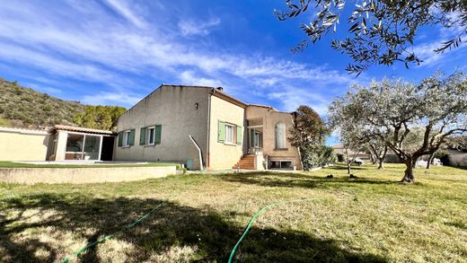 Digne-les-Bains, Alpes-de-Haute-Provenceの高級住宅