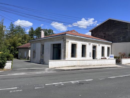 Casa de lujo en Blanquefort, Gironda