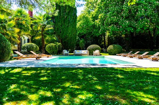 Luxury home in Surgères, Charente-Maritime