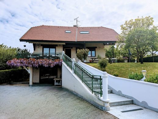 Villa in Annecy, Haute-Savoie