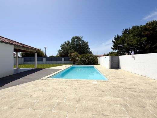 Lüks ev Givrand, Vendée