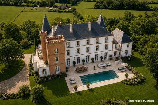 Castle in Bourg-Saint-Bernard, Upper Garonne