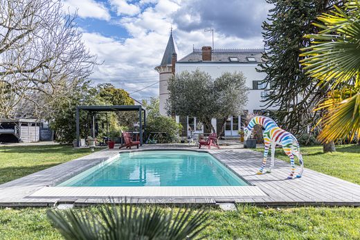 Luksusowy dom w Saint-Pryvé-Saint-Mesmin, Loiret