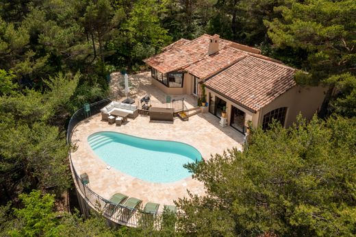 Tourtour, Varの高級住宅