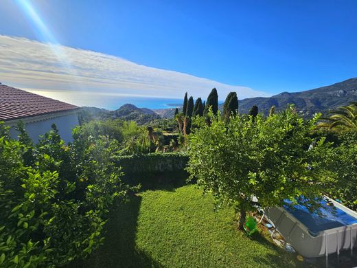 Luxury home in Menton, Alpes-Maritimes