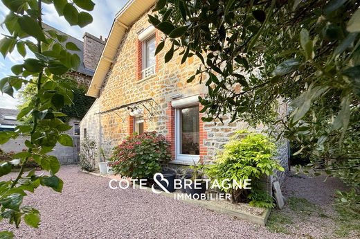 منزل ﻓﻲ Pléneuf-Val-André, Côtes-d'Armor
