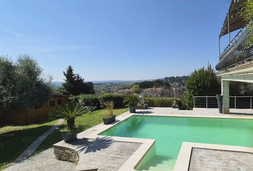 Lüks ev Les Angles (Gard), Gard