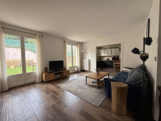 Элитный дом, Sucy-en-Brie, Val-de-Marne