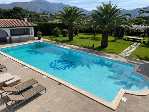 Элитный дом, Urrugne, Pyrénées-Atlantiques