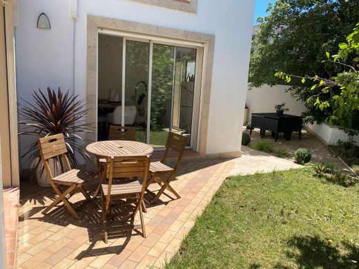 Luxe woning in Les Milles, Bouches-du-Rhône